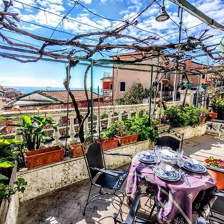 -La Terrazza Nel Vigneto- Golfo Dei Poeti Lejlighed Tellaro Eksteriør billede